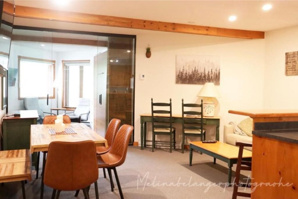 Ferienwohnung Escapade Pinoteau Tremblant Getaway Mont-Tremblant Exterior foto
