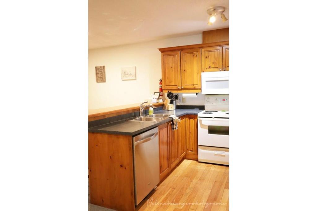 Ferienwohnung Escapade Pinoteau Tremblant Getaway Mont-Tremblant Exterior foto